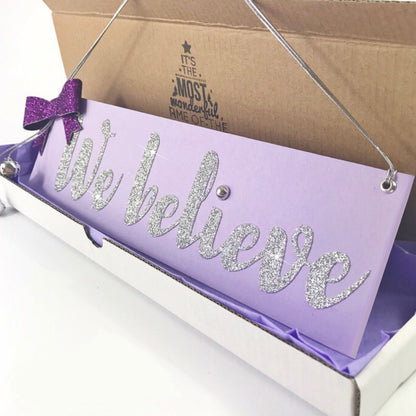 We believe sign Christmas Decoration, Silver purple with glitter Bow, Christmas Eve magic with jingle Bells